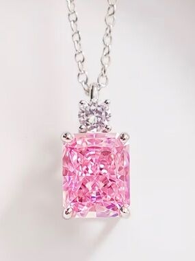NIB 7 CARAT CRUSHED ICE NECKLACE